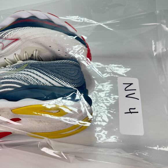 Mizuno Wave Sky 6 White Blue Lace Up Running Shoes J1GD220221 Women's Size 8.5 - Picture 12 of 12